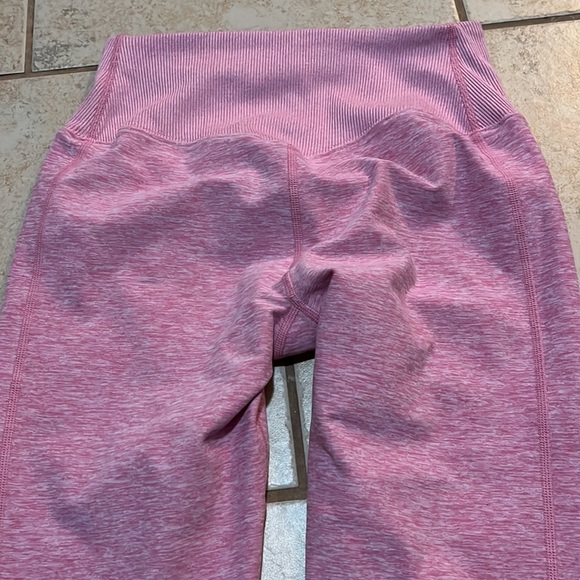 ALO Yoga Alosoft High Waisted Lounge Leggings Parisian Pink Heather Size Small - Picture 16 of 16